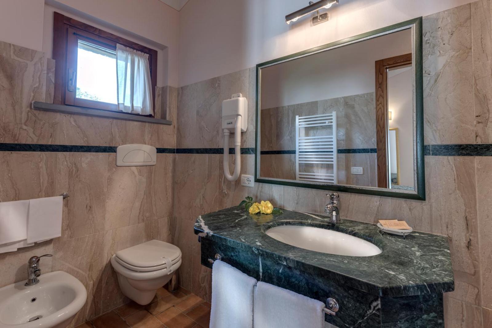Antica Fonte Resort Casole d'Elsa Luaran gambar